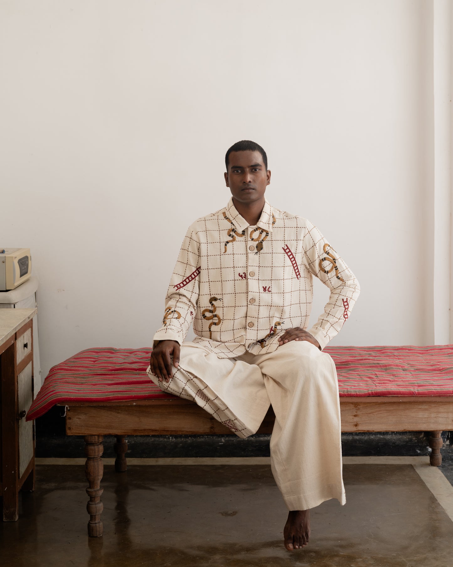 Saanp Seedhi Overshirt